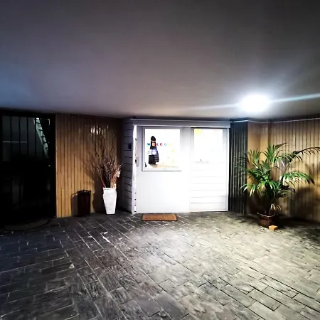 Planet Apartment *