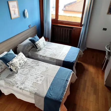 Planet Apartment